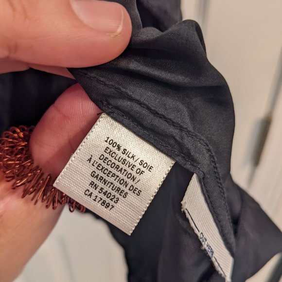 Silk Top Women's Size Large - Picture 9 of 9